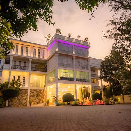 فندق Royal Reach اوداوالاوي المظهر الخارجي الصورة