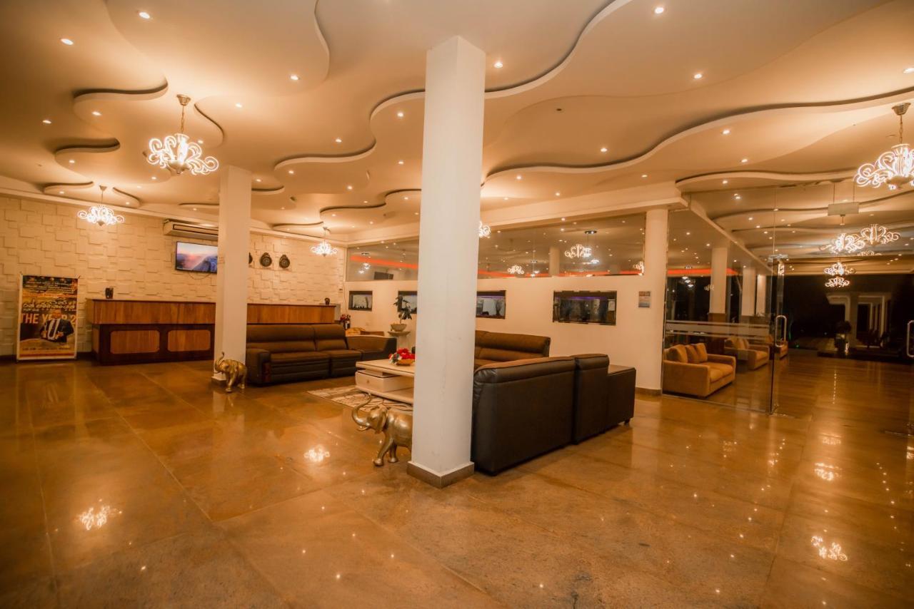 فندق Royal Reach اوداوالاوي المظهر الخارجي الصورة